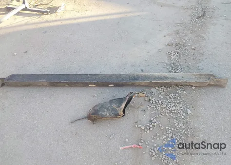 2022 Ford Expedition Limited Max z USA, uszkodzony, nr VIN 1FMJK2AT0NEAU1771